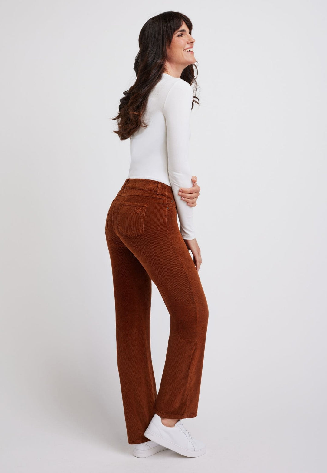 wonderjeans Relaxed Straight Easy Cord Cinnamon