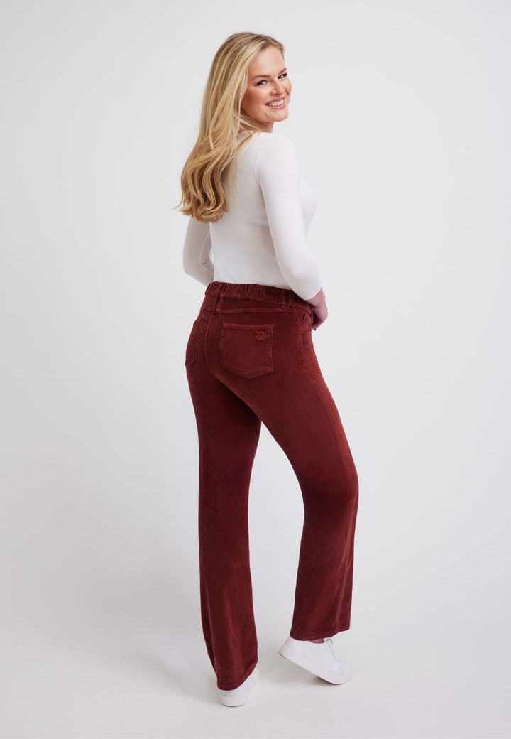 wonderjeans Relaxed Straight Easy Cord Burgundy
